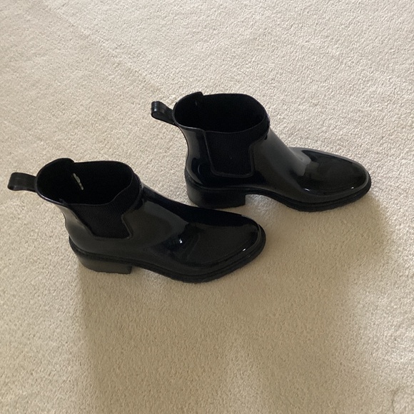 Patent Rain Boots - Picture 1 of 4
